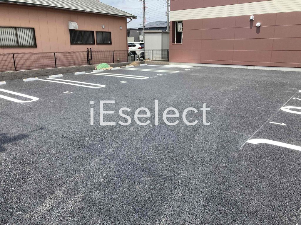 駐車場　敷地内駐車場完備です