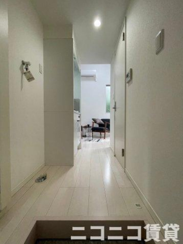 玄関　別号室イメージの為、現状を優先致します。