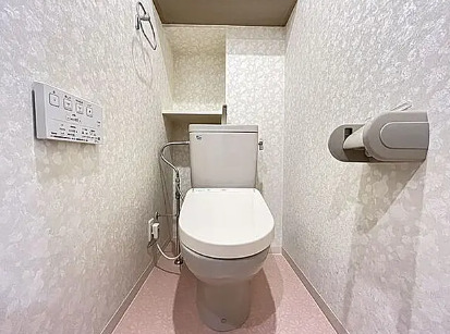 トイレ　別タイプ部屋　参考写真です