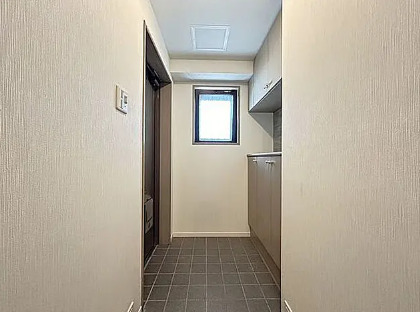 玄関　別タイプ部屋　参考写真です
