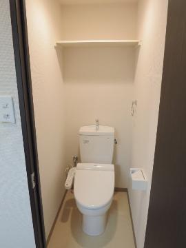 トイレ　シャワー付トイレ