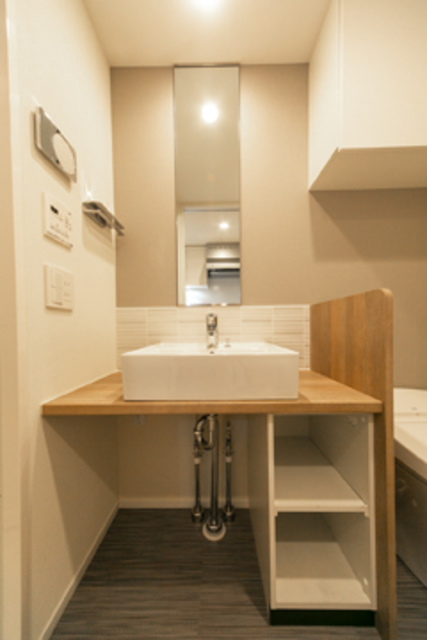 洗面設備　※写真は同タイプ住戸です。