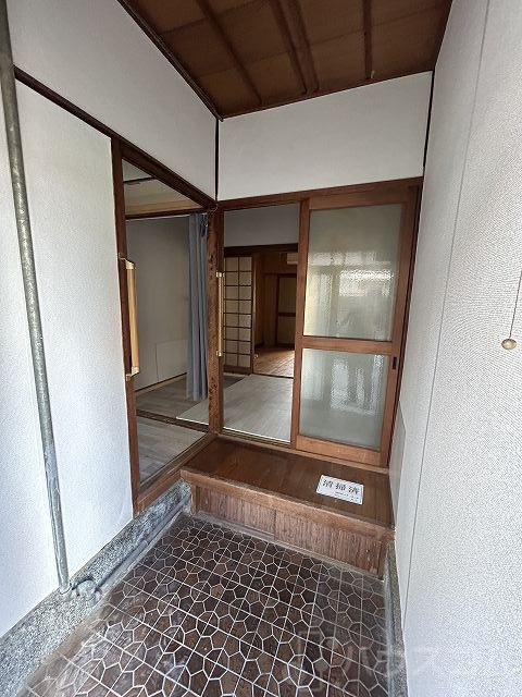 玄関