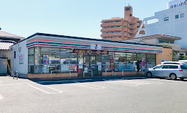 コンビニ　セブンイレブン 福山御門3丁目店（コンビニ）まで530m