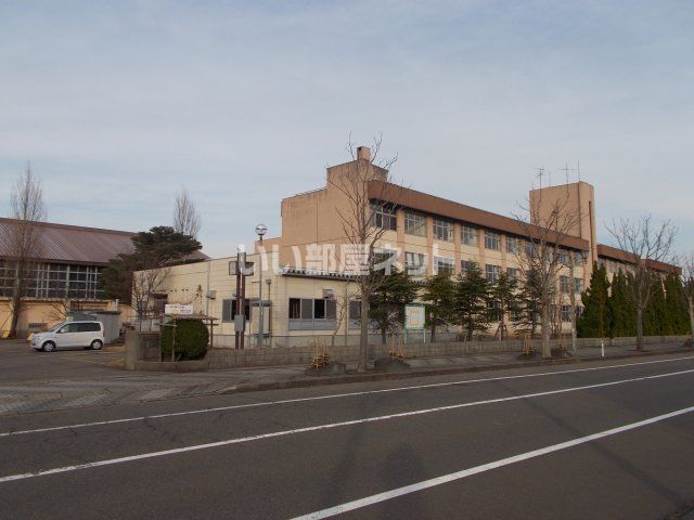 小学校　上越市立春日小学校（小学校）まで401m