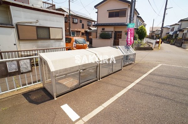 その他共有部分　敷地内ごみ置き場です♪
