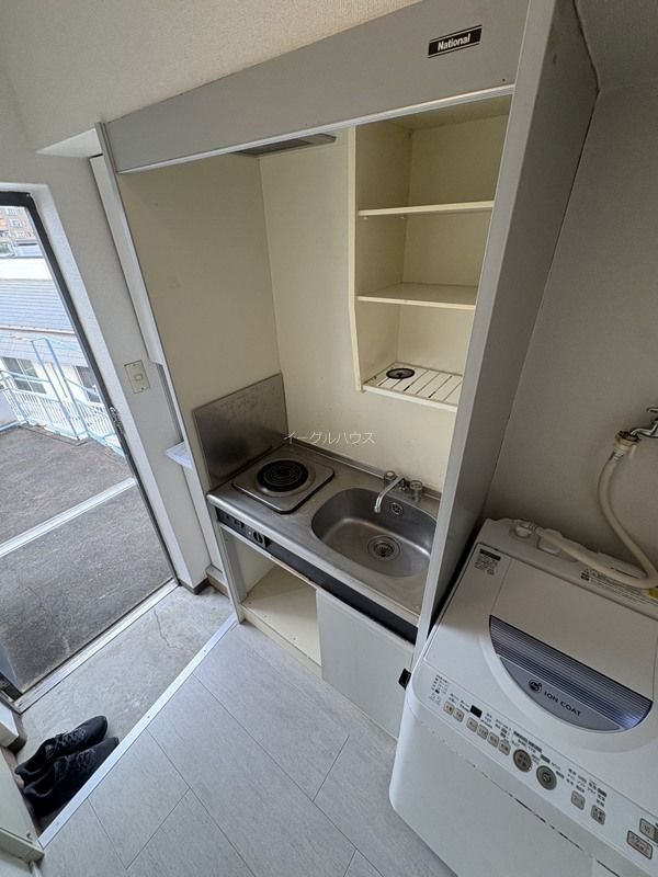 キッチン　退去予定のため別部屋写真使用
