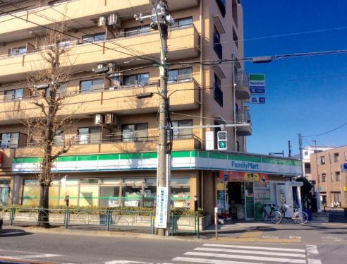 コンビニ　ファミリーマート 狛江東和泉店（コンビニ）まで544m