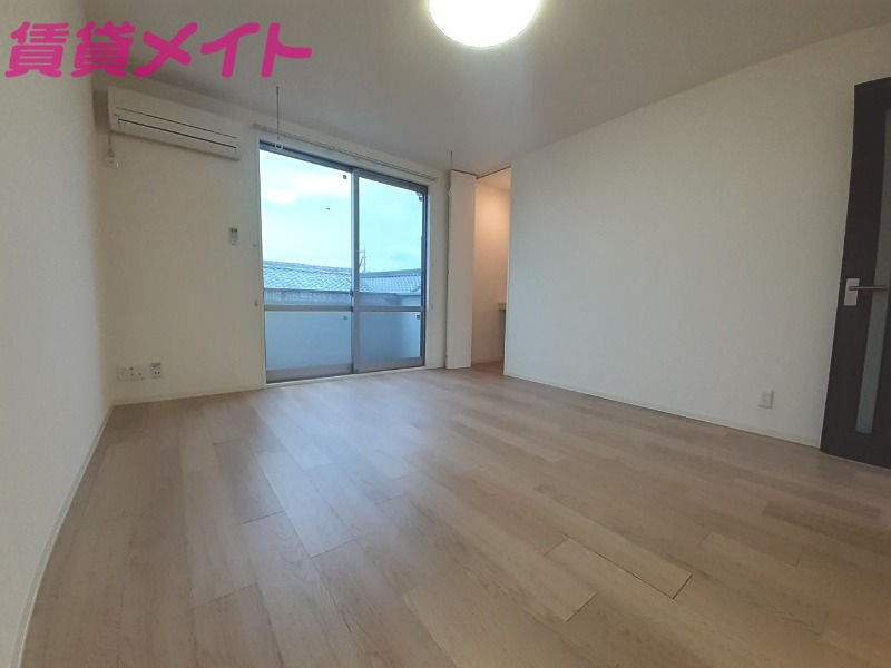 居室・リビング　同タイプ部屋写真です。