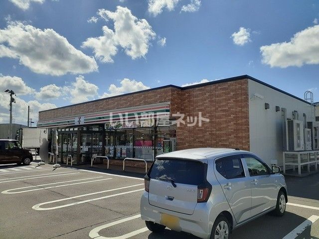 コンビニ　セブンイレブン 青森石江三好店（コンビニ）まで469m
