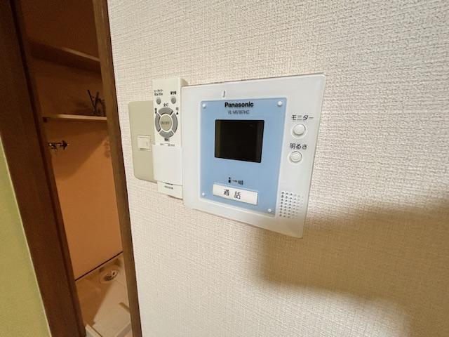 セキュリティ　顔が見えて安心のモニターフォン