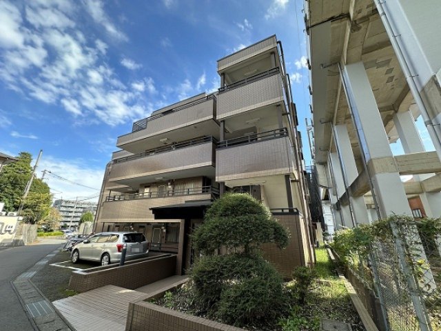 建物外観　京王相模原線「若葉台」駅まで徒歩10分！小田急多摩線「黒川」