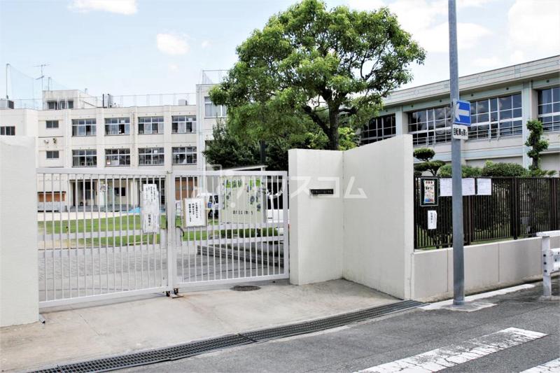 小学校　大阪市立泉尾東小学校（小学校）まで212m