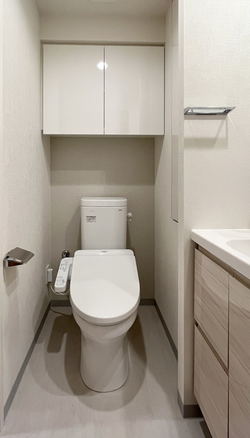 トイレ　※写真は同タイプ住戸です。