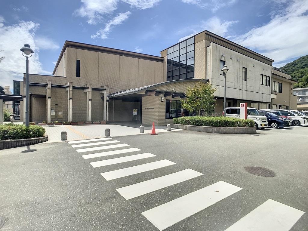 郵便局　小郡大正町郵便局（郵便局）まで318m