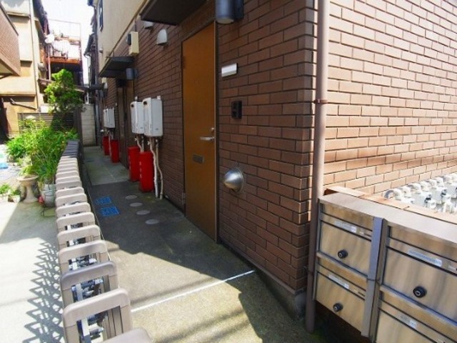エントランス　エントランス