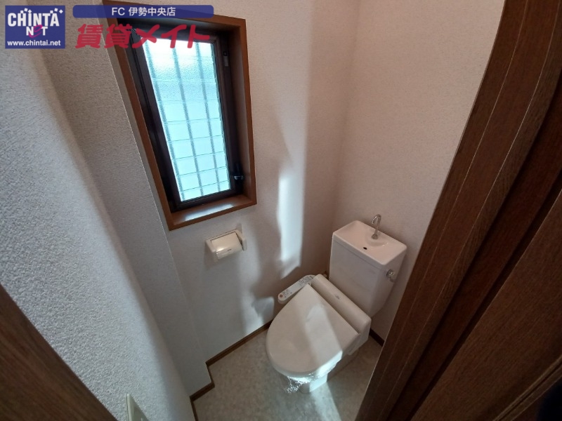 トイレ　別部屋画像参考