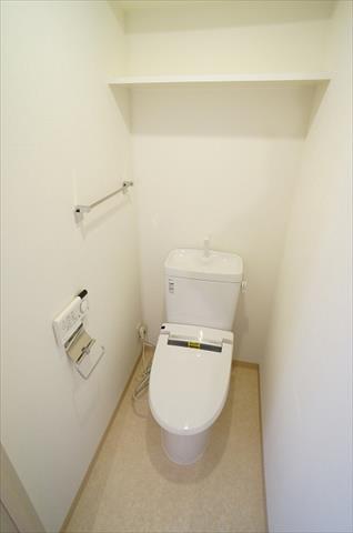 ヴェルト横濱石川町IIのトイレ写真