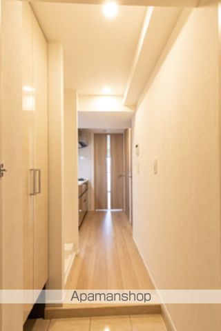 グレイスリヴィエール東京八丁堀の玄関写真