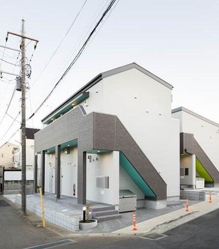 建物外観　敷地内ごみ置き場　デザイナーズ