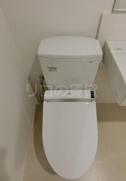 トイレ　＊同タイプ写真