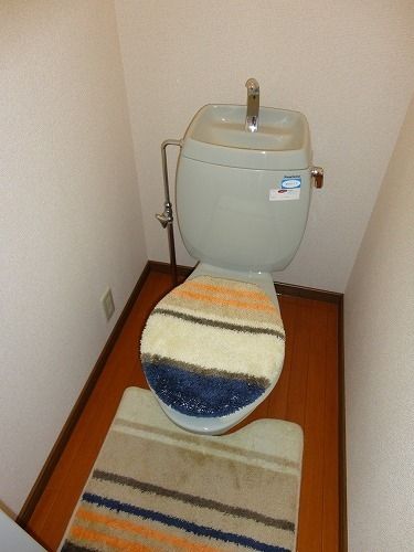 トイレ　★お部屋探しは株式会社タウンハウジング東京まで★