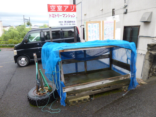 その他共有部分　ゴミ捨て場は敷地内にあり、すぐにゴミが出せます。