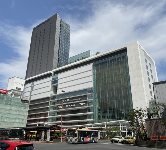ショッピングセンター　CIAL YOKOHAMA ANNEX(シァル横浜アネックス（ショッピングセンター）まで221m