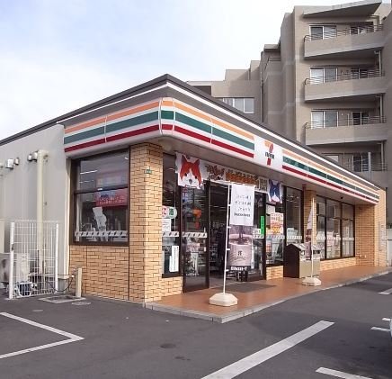 コンビニ　セブンイレブン狛江駅南店（コンビニ）まで349m