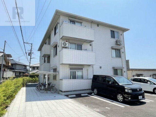 東大阪市山手町のマンションの建物外観