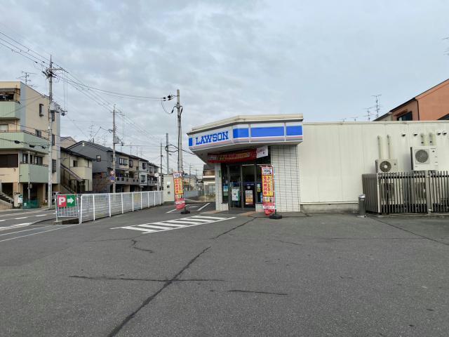 【交野市私市のアパートのコンビニ】