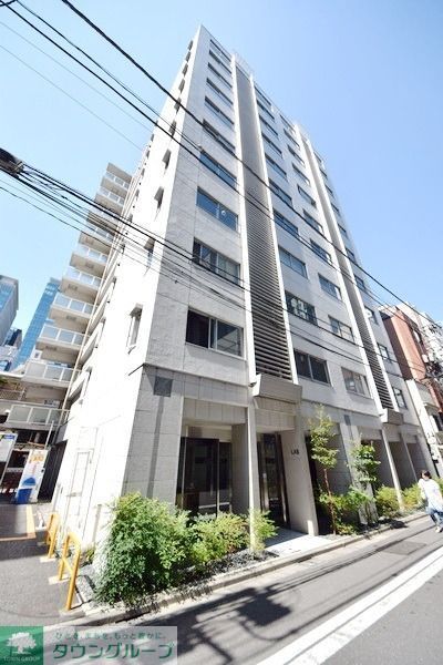 中央区日本橋室町のマンションの建物外観