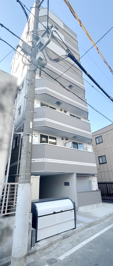 【千葉市中央区院内のマンションの建物外観】