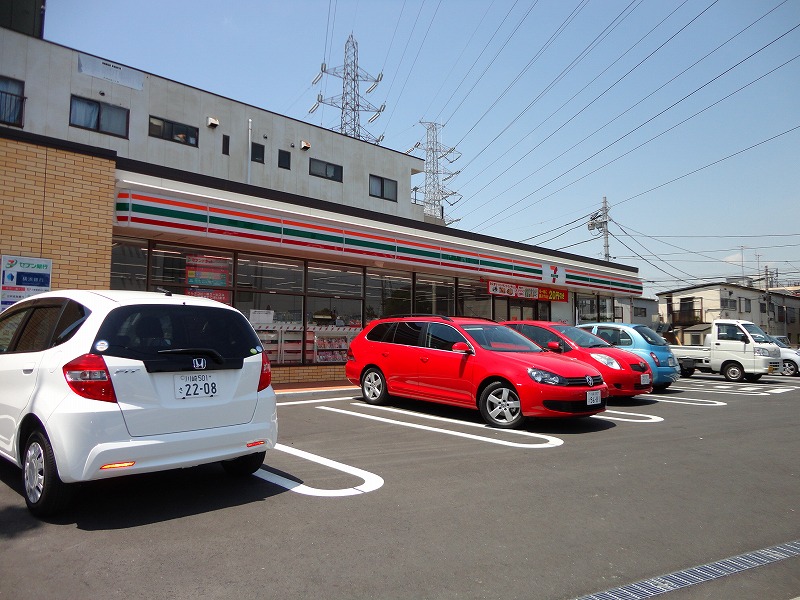 コンビニ　セブンイレブン南加瀬5丁目（コンビニ）まで460m