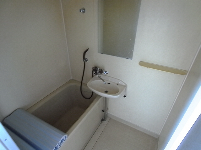 バス・シャワールーム　浴室