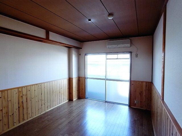 居室・リビング　洋室