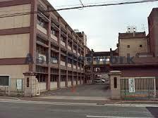 小学校　各務原市立鵜沼第二小学校（小学校）まで1610m