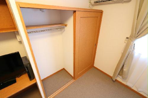 収納　大型クローゼットにより女性の方でも収納が安心