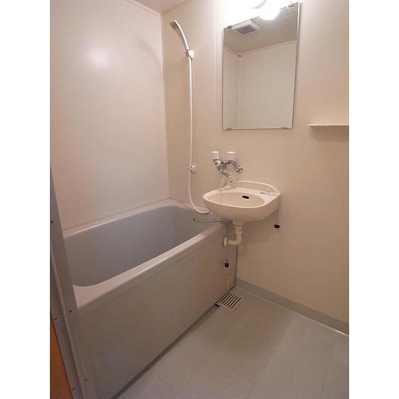 バス・シャワールーム　浴室