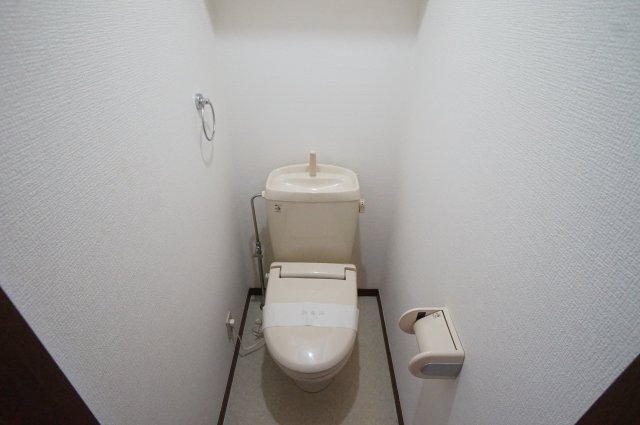 ＪＲ総武線 東船橋駅 徒歩2分 2階建 築26年のトイレ写真