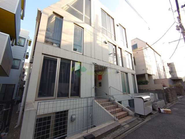 建物外観　ラディア北新宿