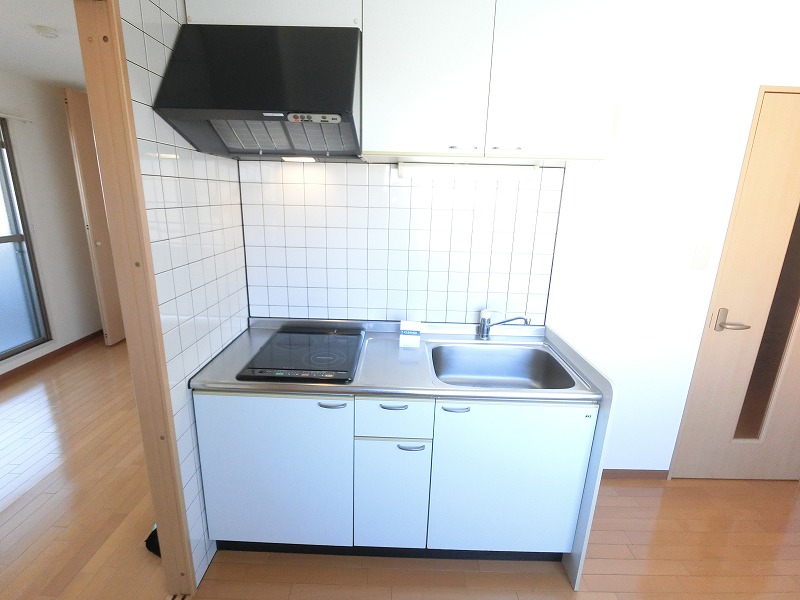 キッチン　室内は現状を優先します