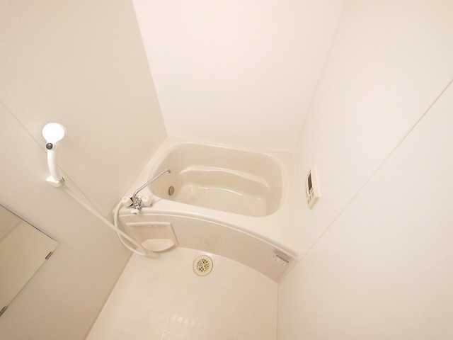 バス・シャワールーム　きれいなお風呂です