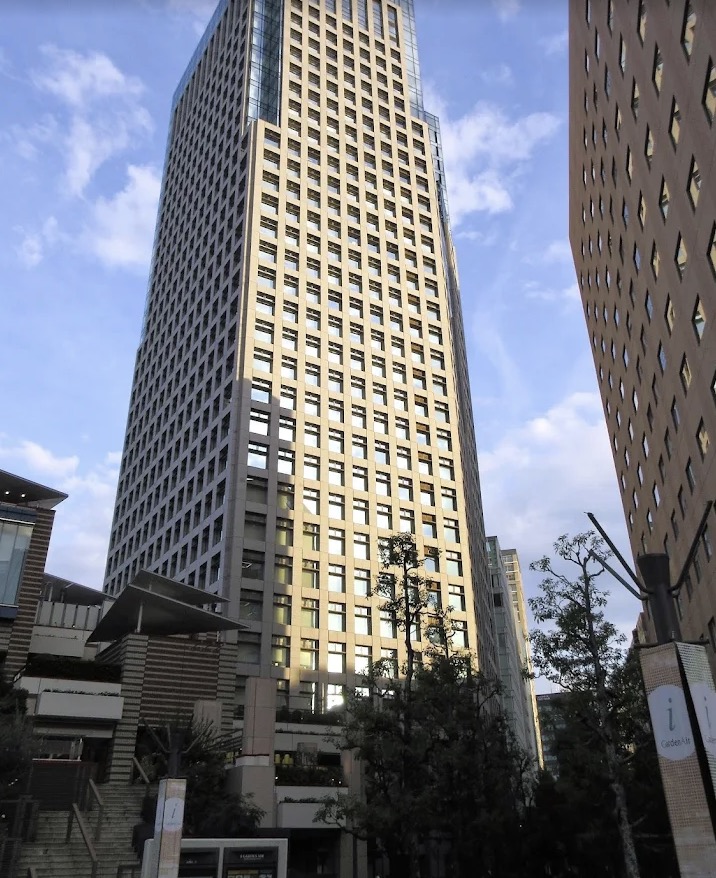 ショッピングセンター　ガーデンエアタワー（ショッピングセンター）まで559m