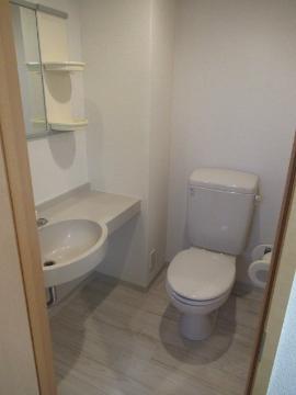 ラフォルテ駅前　トイレ　トイレ