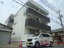 沢ノ町駅より徒歩4分 築9年4ヶ月 3階建の賃貸物件