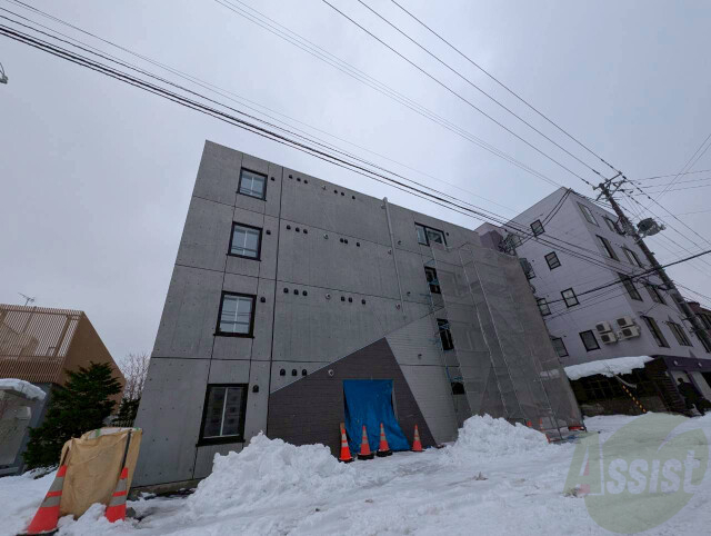 建物外観　札幌市中央区南七条西「ハイヒルズ」
