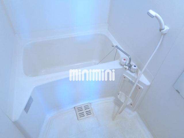 バス・シャワールーム　ゆったりつかれる浴槽付き