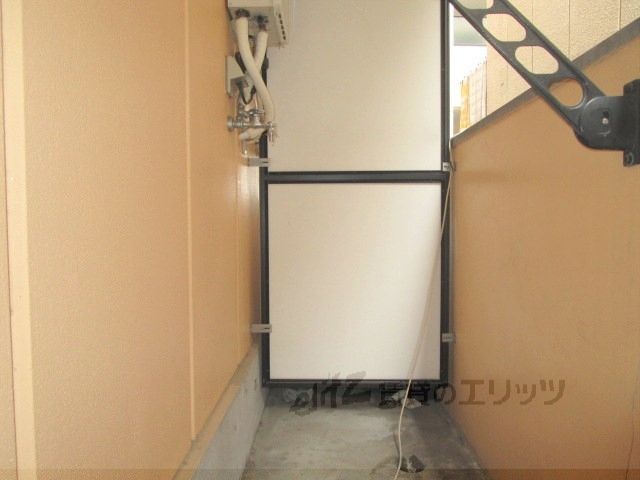 バルコニー　洋室