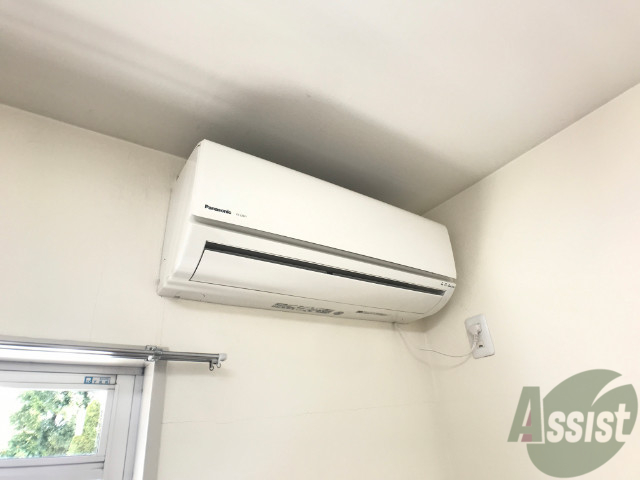 その他設備　ピカピカのエアコンが付いていました。寒暖対策ばっちり。